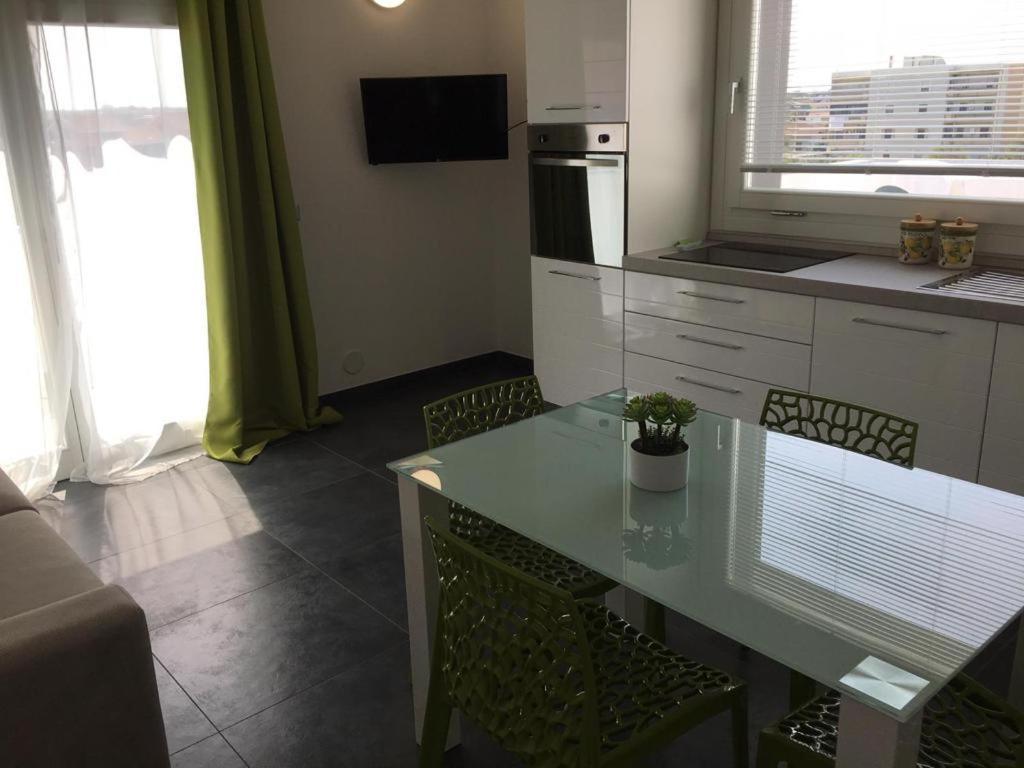 Casa Vacanza Colors Porto Torres Εξωτερικό φωτογραφία